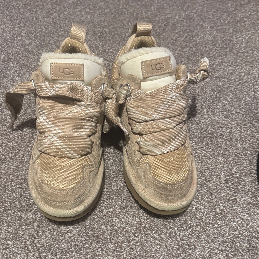 UGG Kids Beige Sneakers with White Accents